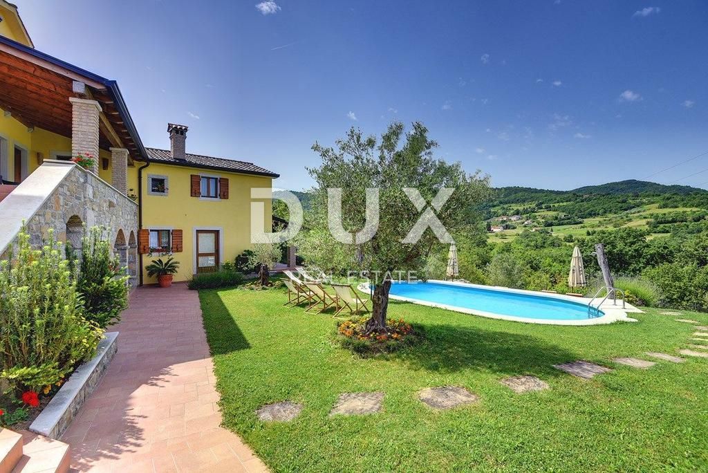 ISTRIA, MOTOVUN - Casa rustica con piscina