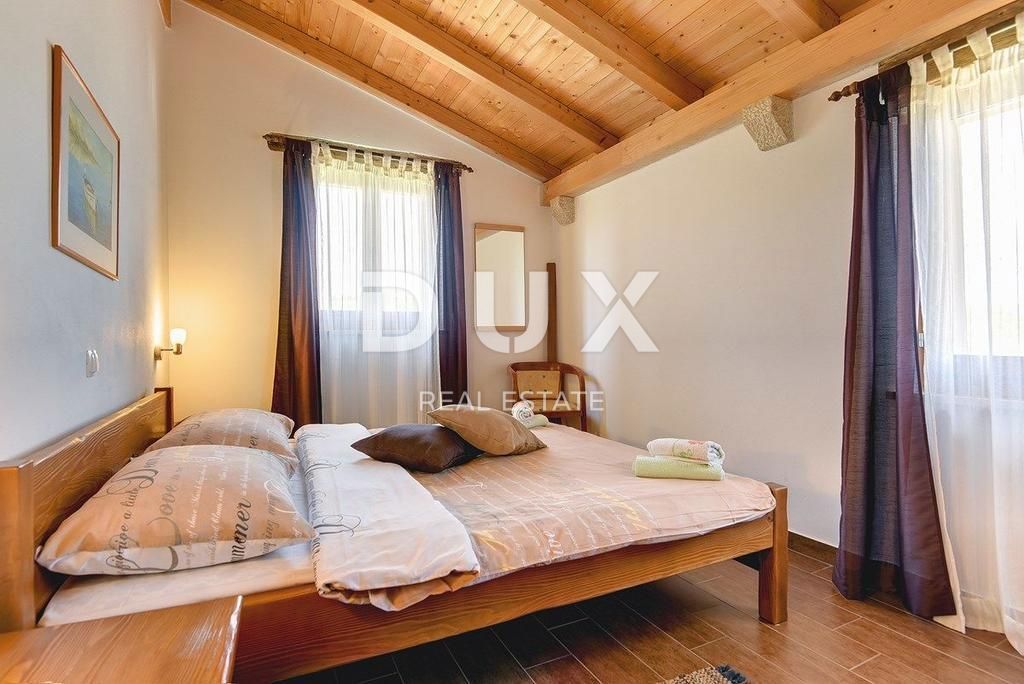 ISTRIA, MOTOVUN - Casa rustica con piscina