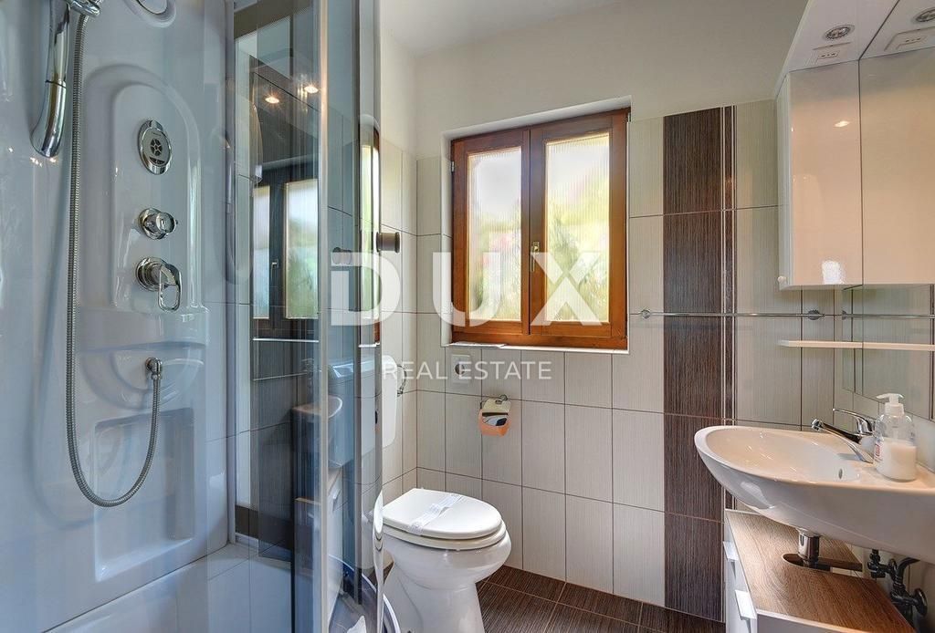 ISTRIA, MOTOVUN - Casa rustica con piscina