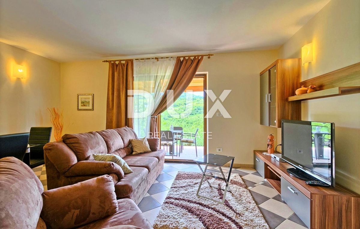 ISTRIA, MOTOVUN - Casa rustica con piscina