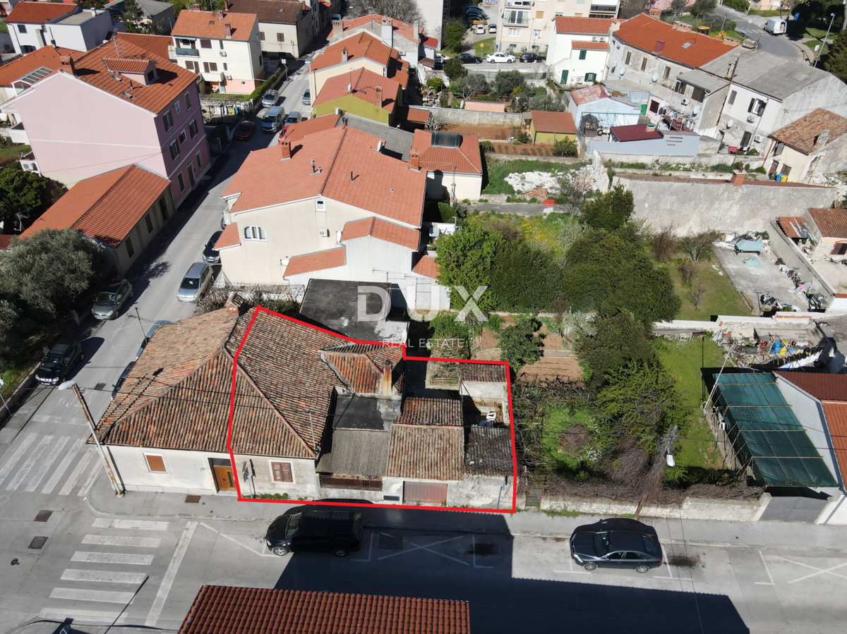 ISTRIA, POLA - Casa con potenziale di investimento