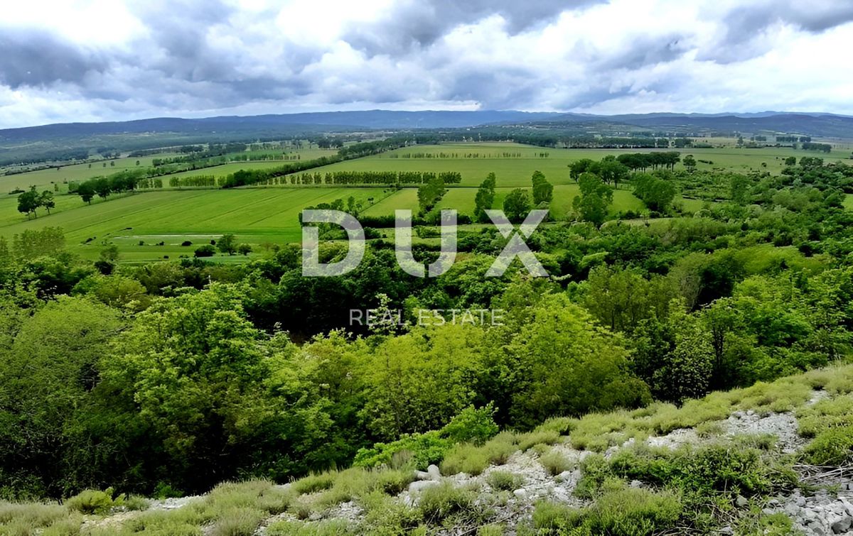 ISTRIA, ROVINJ - Ampio terreno