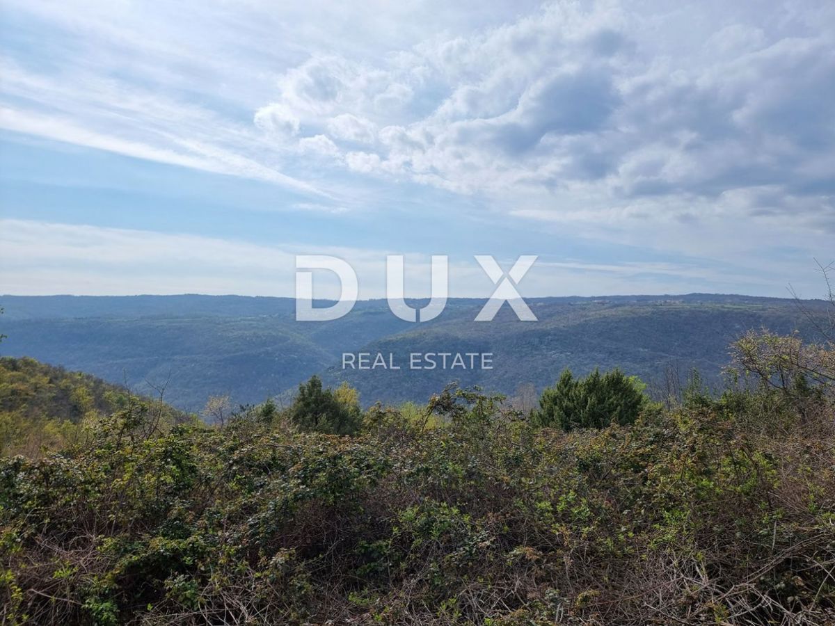 ISTRIA, LABIN - Una tenuta di dimensioni invidiabili