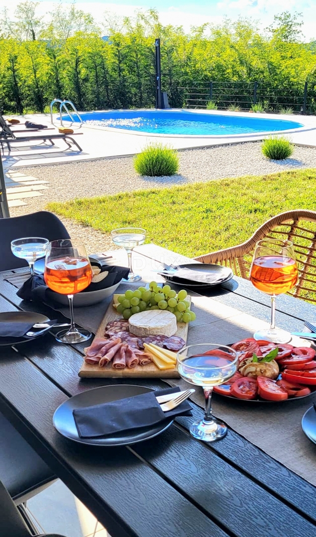 Casa Ružići, Sveta Nedelja, 102m2