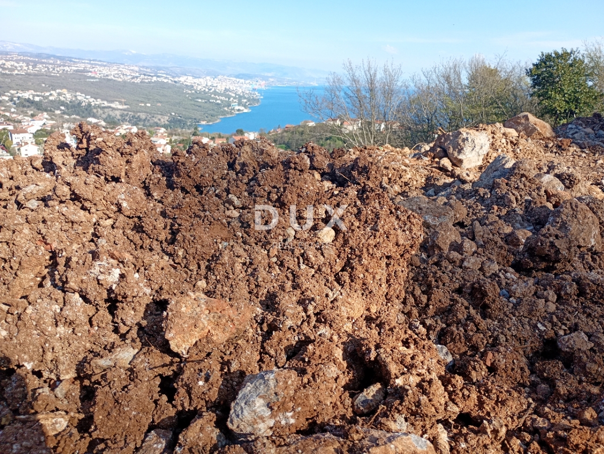 OPATIJA, MIHOTIĆI - Terreno edificabile di 6500 m2 con progetto per un condominio