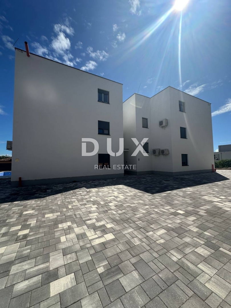 ISTRIA, NOVIGRAD - Appartamento in un nuovo edificio con vista mare