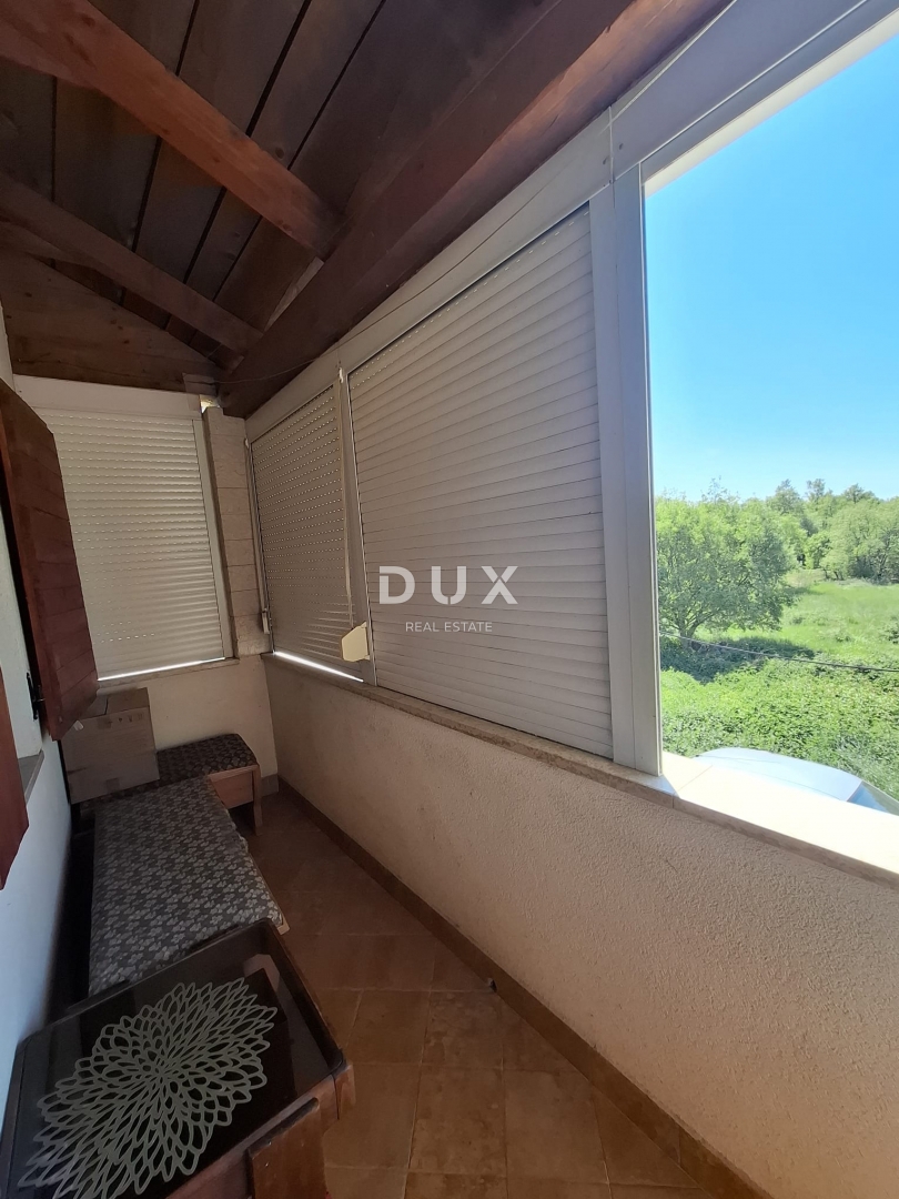 ISTRIA, PARENZO - Casa bifamiliare vicino a Parenzo