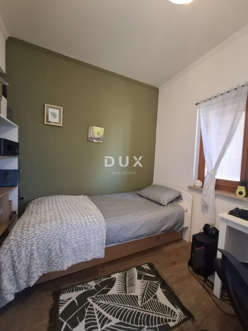 ISTRIA, PARENZO - Casa bifamiliare vicino a Parenzo