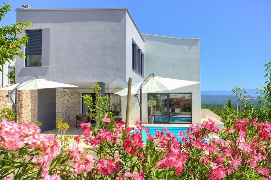 ISOLA DI KRK, CITTA 'DI KRK (DINTORNI) - Villa di lusso con piscina a sfioro e vista mare