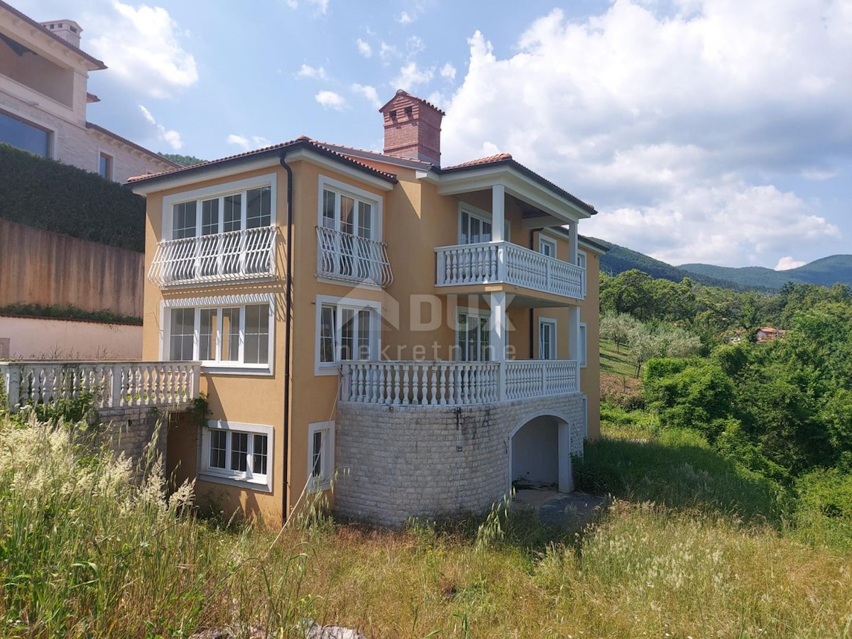 OPATIJA, LOVRAN, DOBREĆ - casa 390m2 con bellissima vista sul mare + giardino 850m2