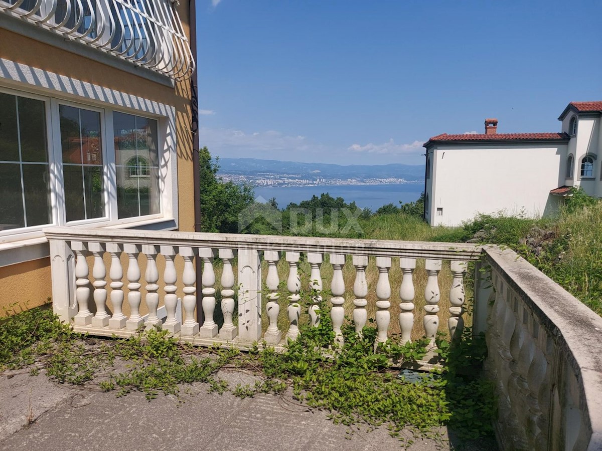 OPATIJA, LOVRAN, DOBREĆ - casa 390m2 con bellissima vista sul mare + giardino 850m2