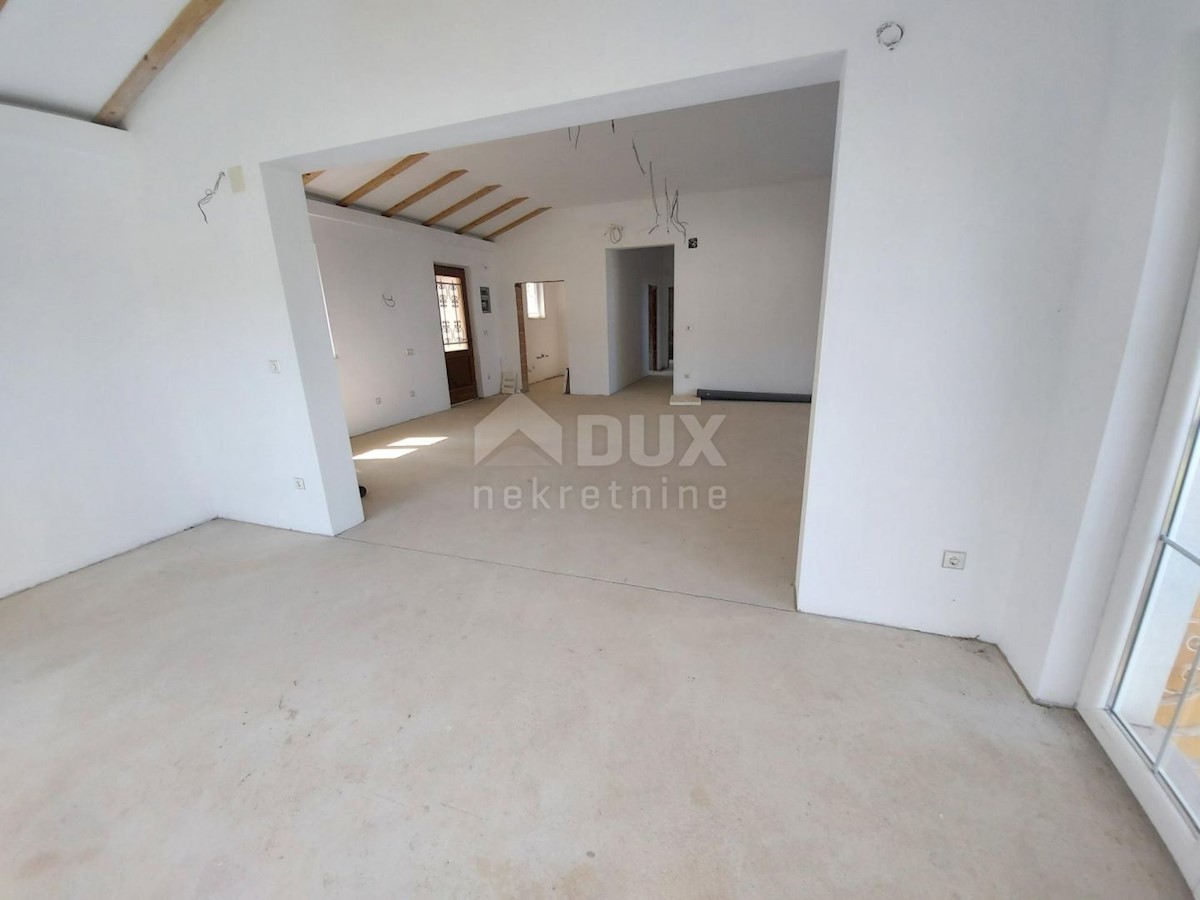 OPATIJA, LOVRAN, DOBREĆ - casa 390m2 con bellissima vista sul mare + giardino 850m2