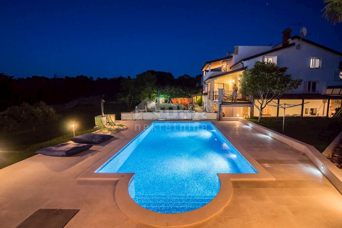 ISTRIA, BANJOLE Incantevole casa con piscina con 3000 m2 di giardino - VISTA MARE!