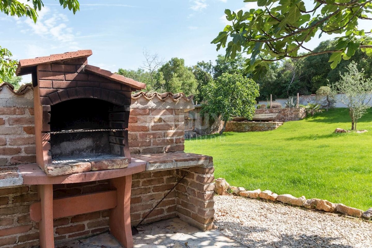 ISTRIA, BANJOLE Incantevole casa con piscina con 3000 m2 di giardino - VISTA MARE!