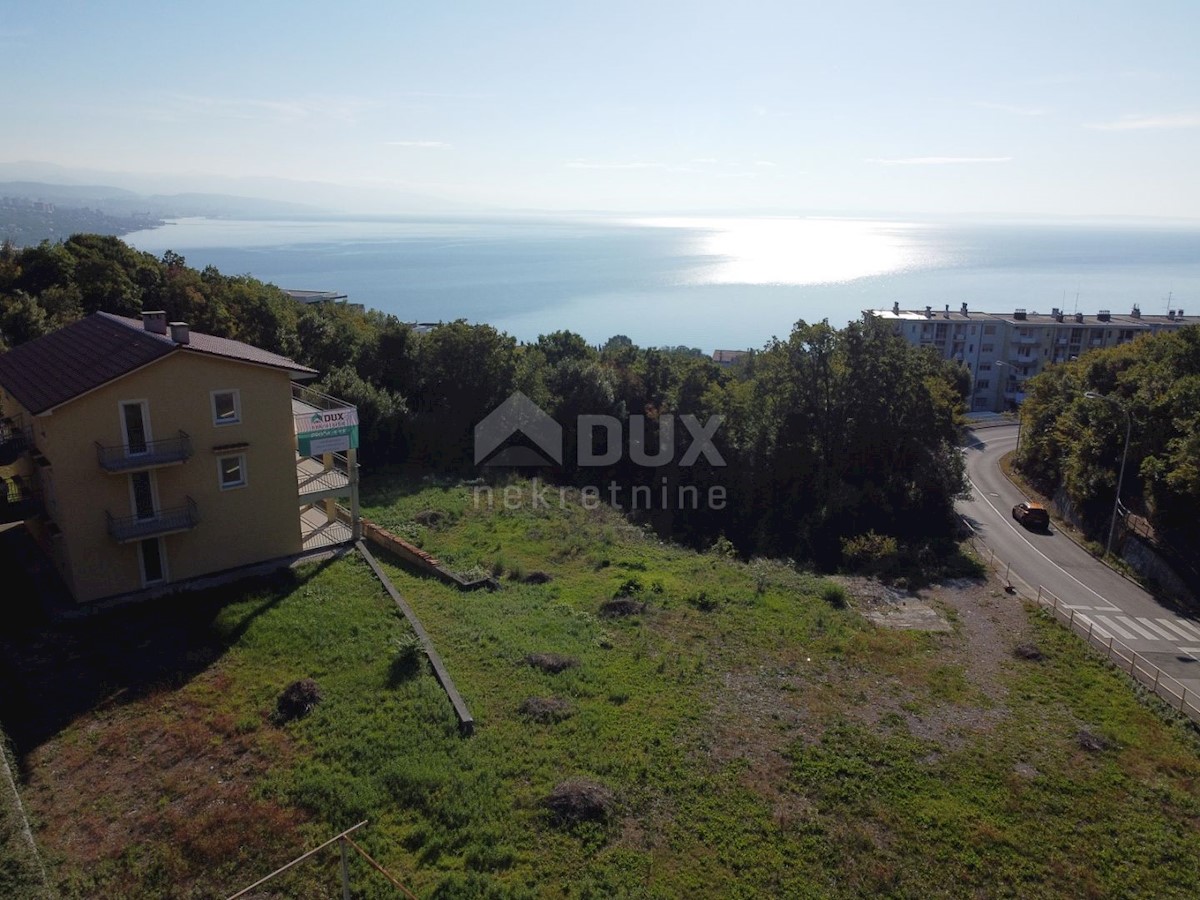 OPATIJA, POBRI - casa indipendente 580m2 con vista mare + giardino 3200m2