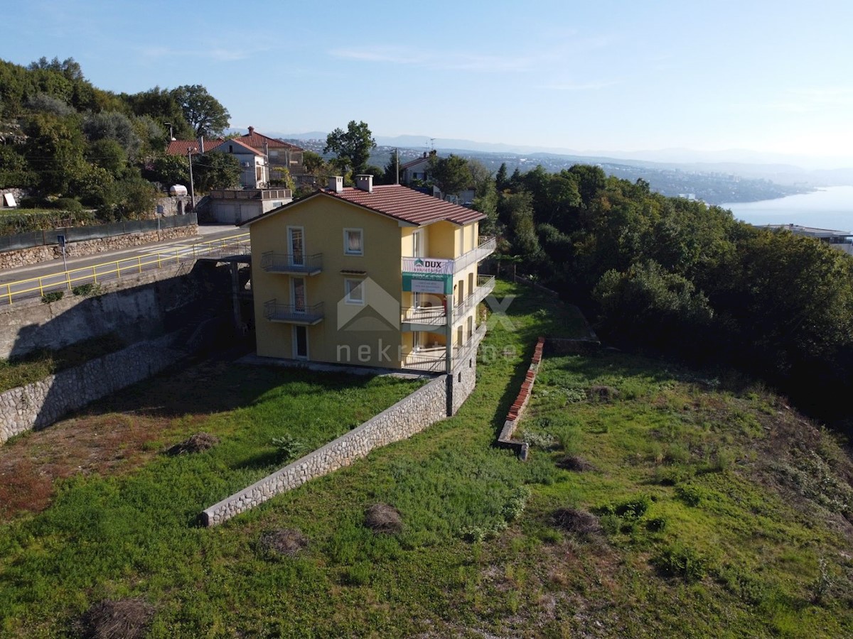 OPATIJA, POBRI - casa indipendente 580m2 con vista mare + giardino 3200m2