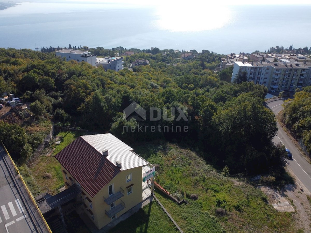 OPATIJA, POBRI - casa indipendente 580m2 con vista mare + giardino 3200m2