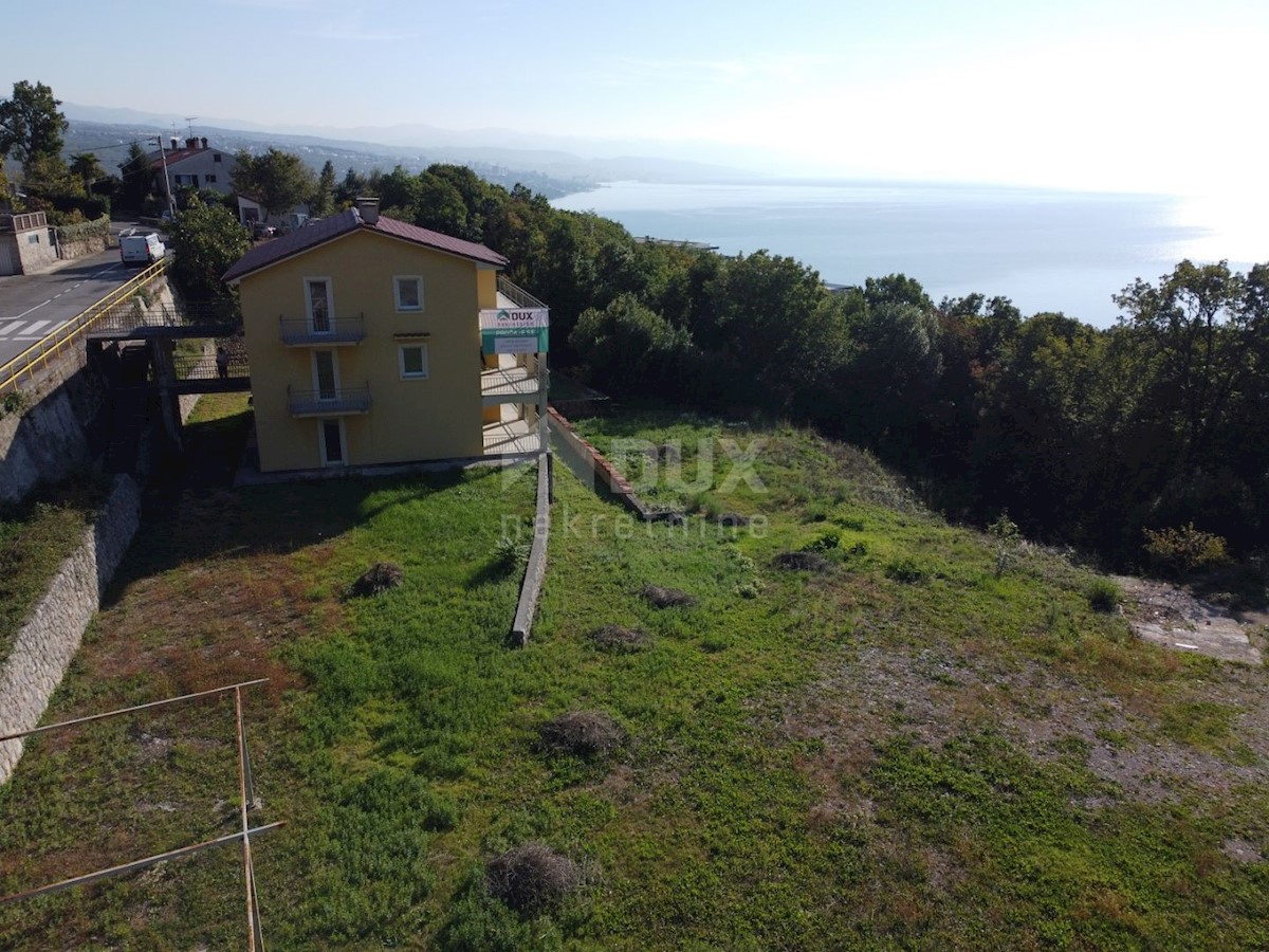 OPATIJA, POBRI - casa indipendente 580m2 con vista mare + giardino 3200m2