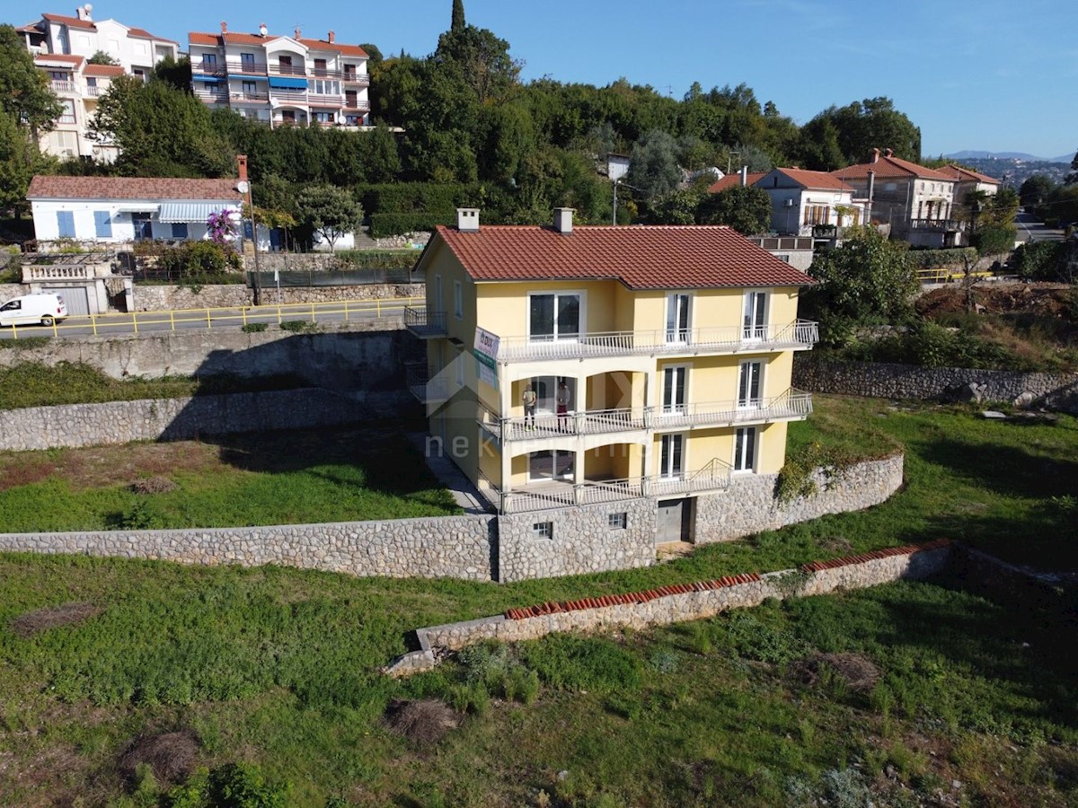 OPATIJA, POBRI - casa indipendente 580m2 con vista mare + giardino 3200m2