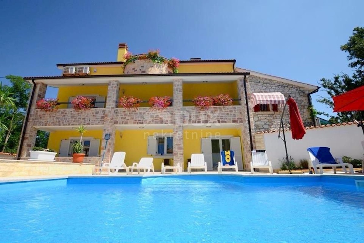 ISTRIA, POREČ - Villa con piscina