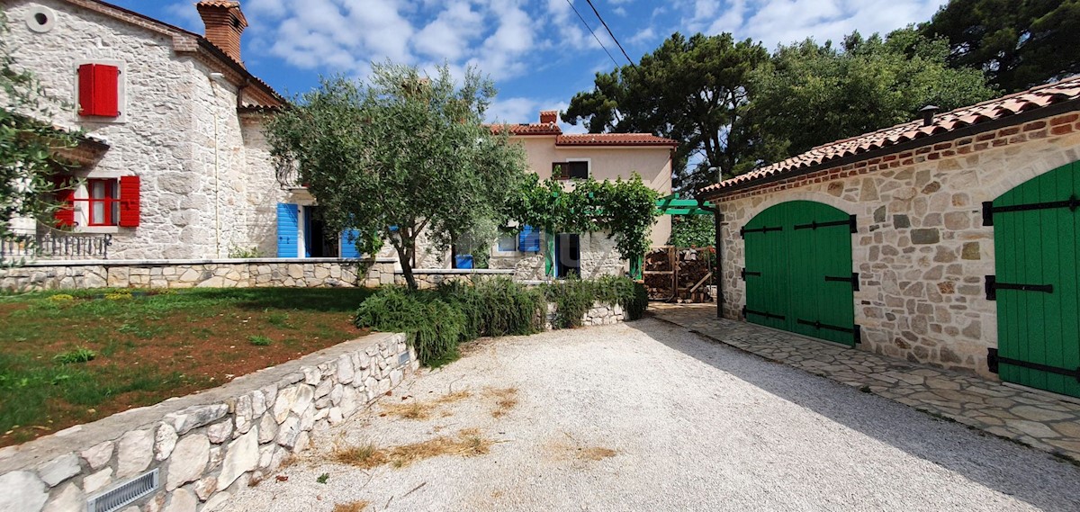 ISTRIA, KRŠAN - Una bellezza di pietra con piscina