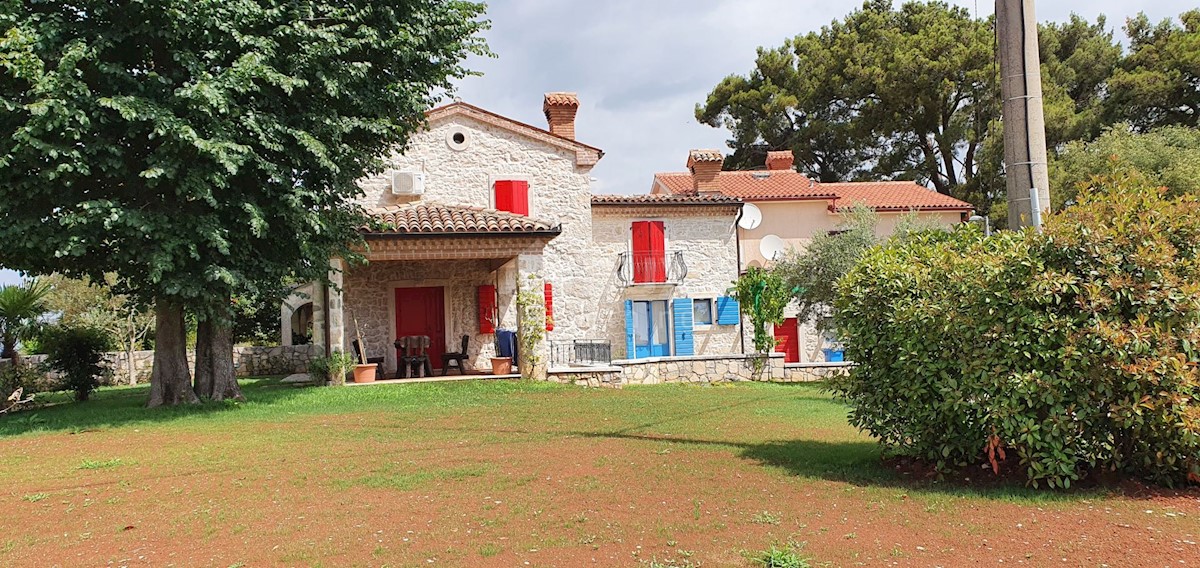 ISTRIA, KRŠAN - Una bellezza di pietra con piscina