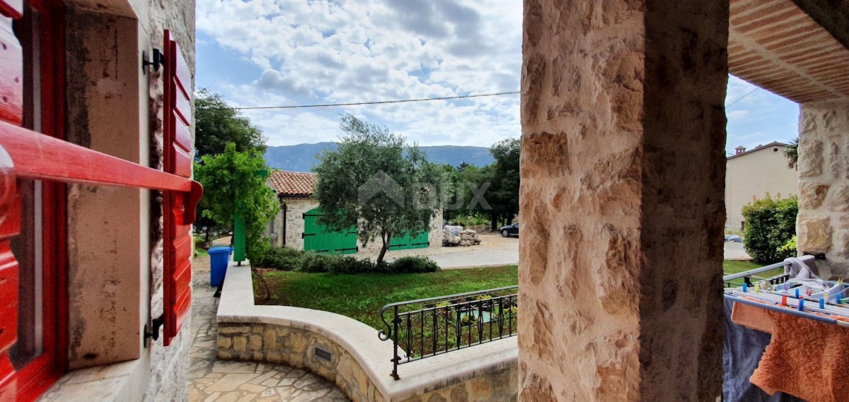 ISTRIA, KRŠAN - Una bellezza di pietra con piscina