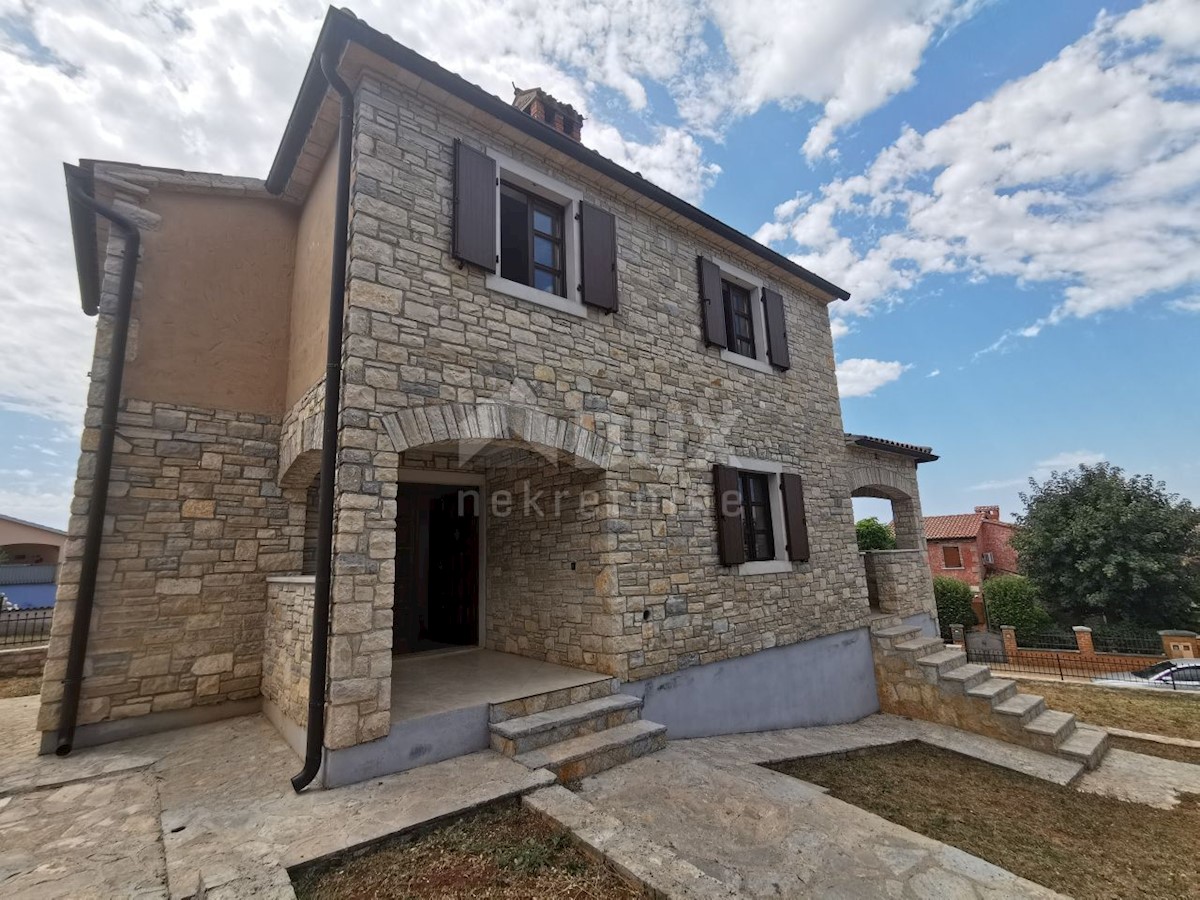 ISTRIA, PARENZO - Casa con vista mare