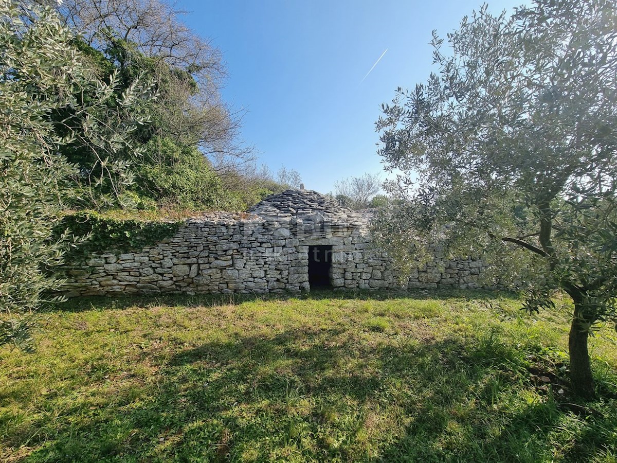 Terreno Fažana, 2.252m2