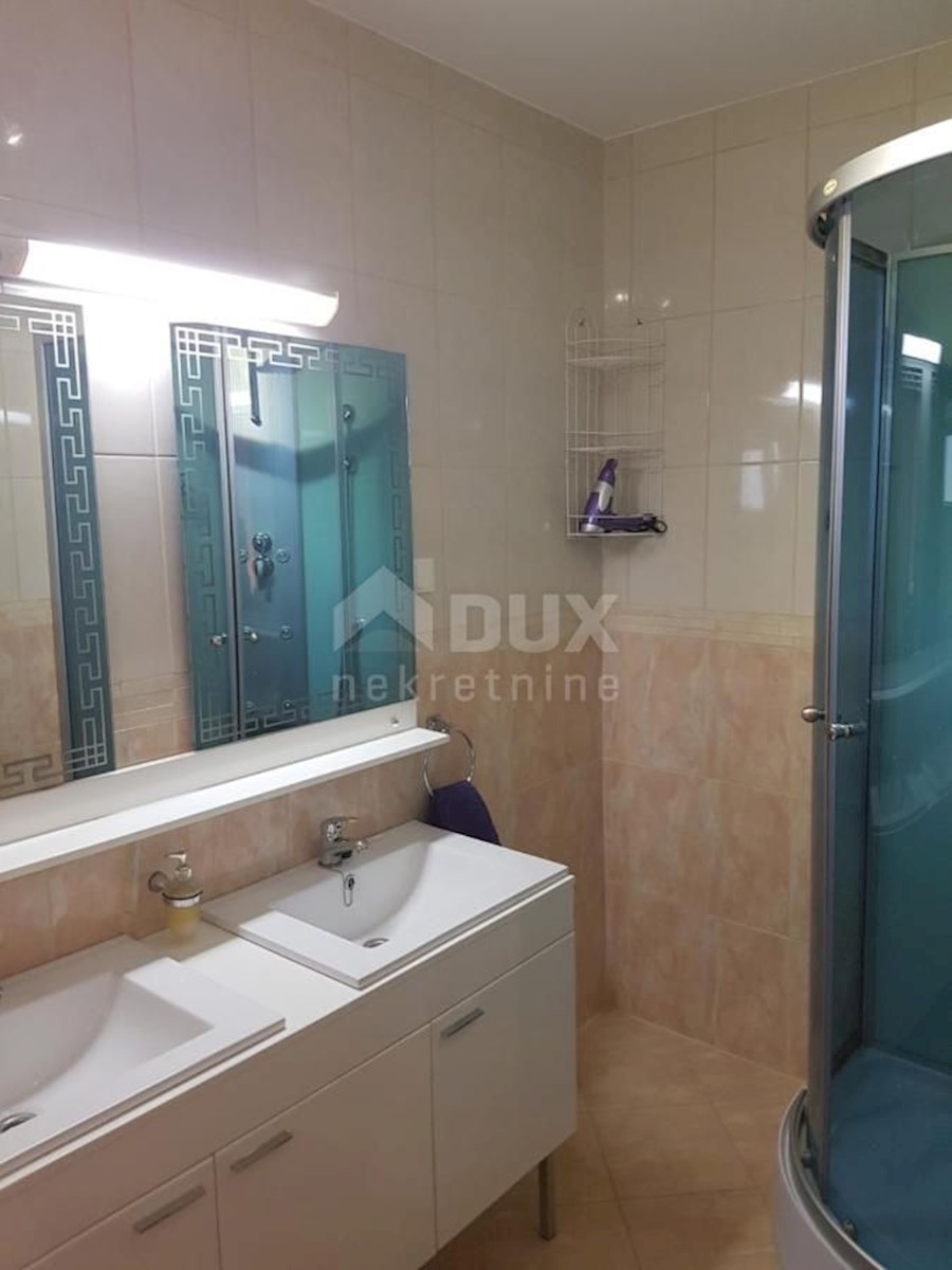 Casa Centar, Pula, 250m2