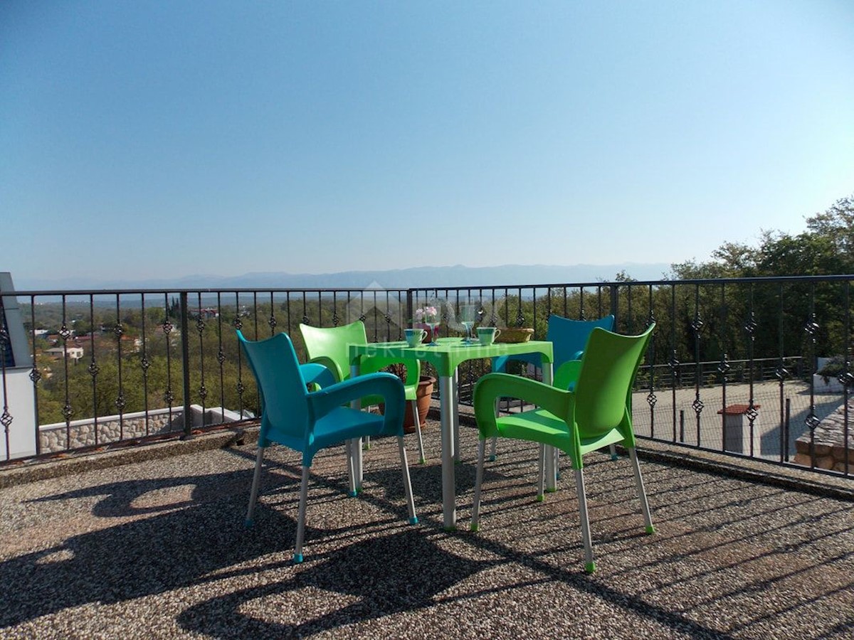 ISOLA DI KRK, NJIVICE - Palazzina con vista panoramica sul mare