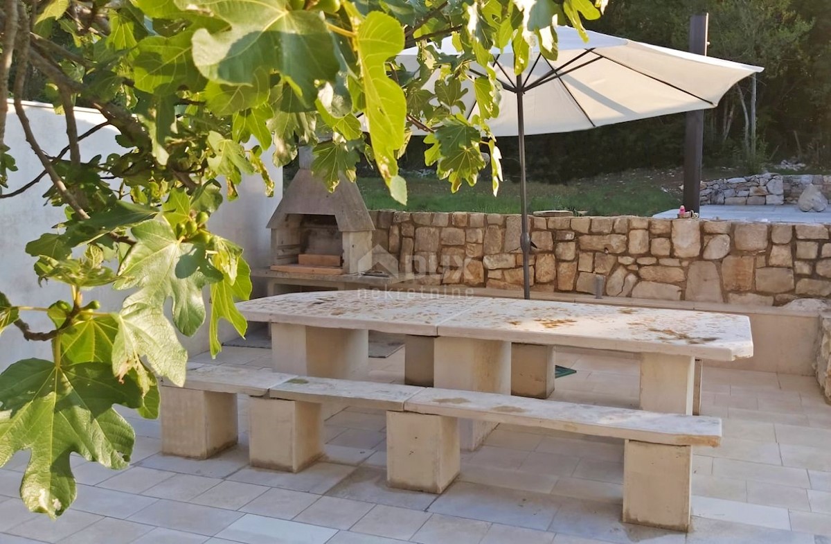 ISTRIA, RABAC - Spaziosa casa con piscina