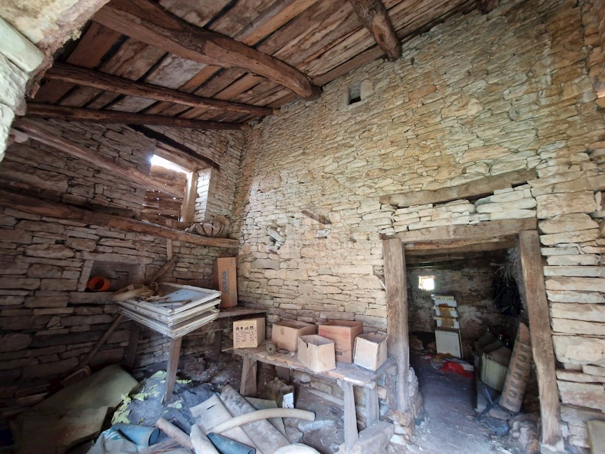 ISTRIA, OPRTALJ - Casa in pietra da adattare