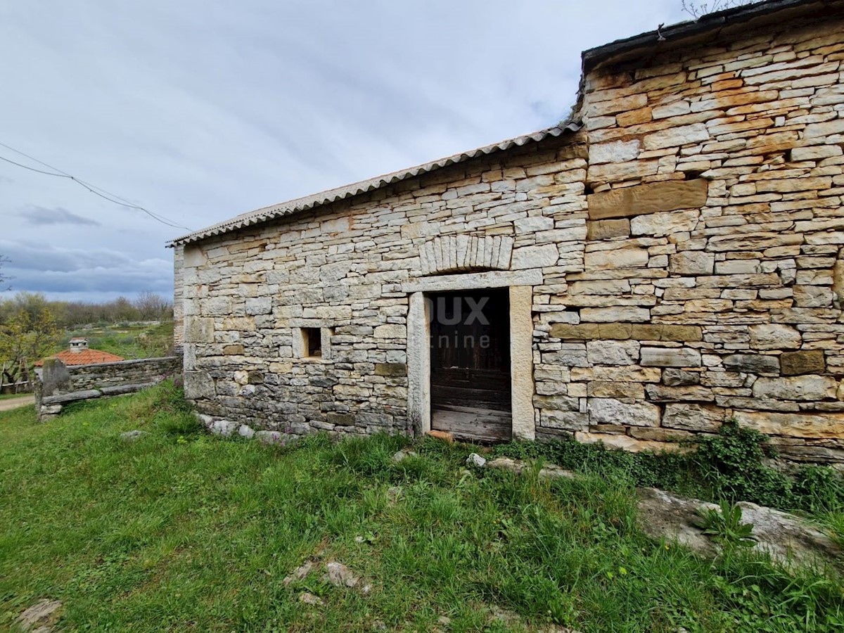 ISTRIA, OPRTALJ - Casa in pietra da adattare