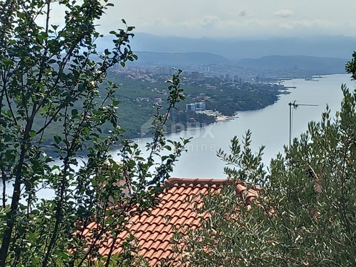 OPATIJA, POBRI - Una bellissima casa mediterranea con una vista fenomenale e un ampio giardino