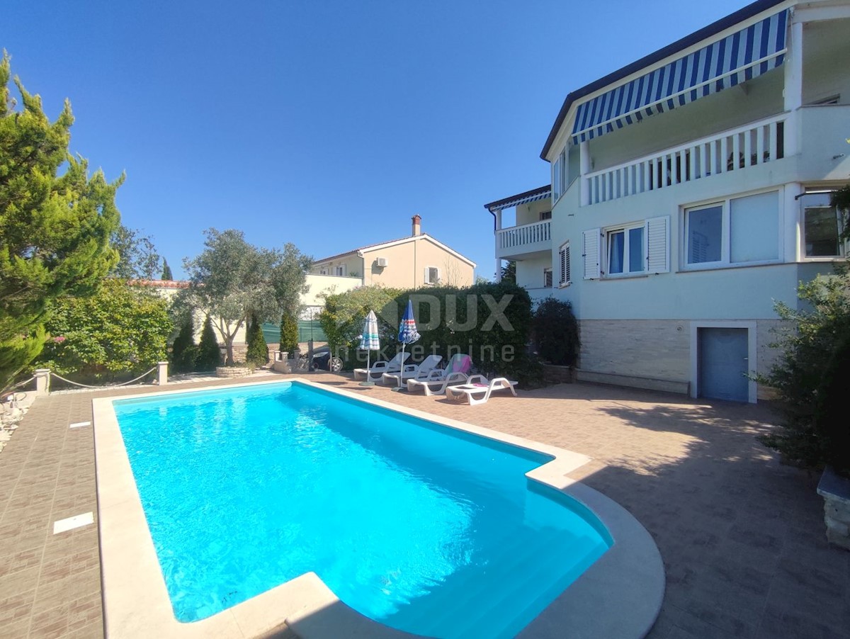 ISTRIA FASANA - Palazzina con vista mare, 360m2