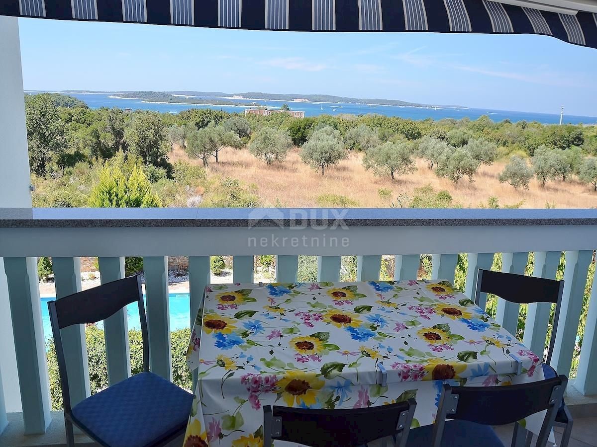 ISTRIA FASANA - Palazzina con vista mare, 360m2