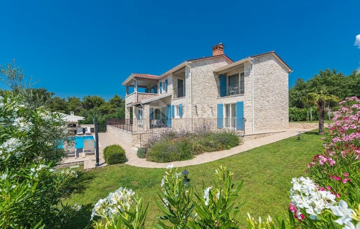 ISTRIA, VIŠNJAN - Villa in pietra con vista mare