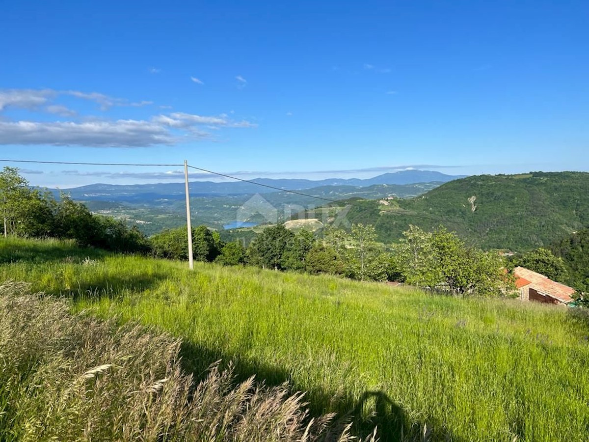 Terreno Motovun, 415m2