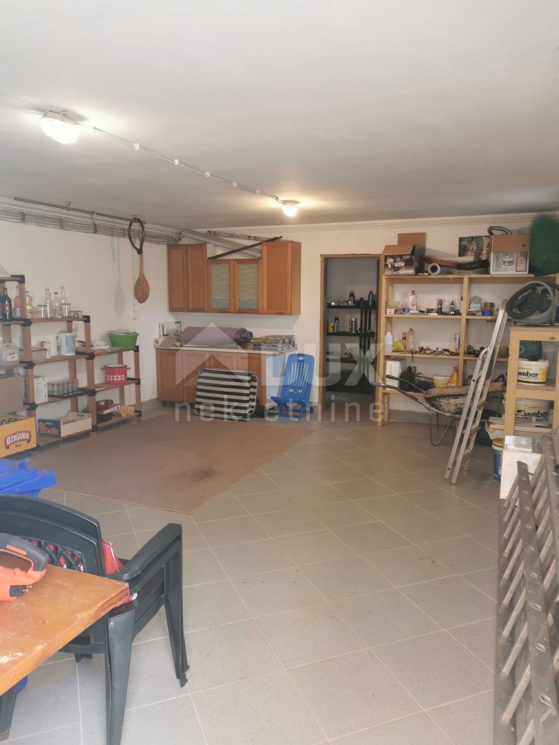 ISOLA DI KRK, MALINSKA (dintorni) - Casa indipendente con due appartamenti