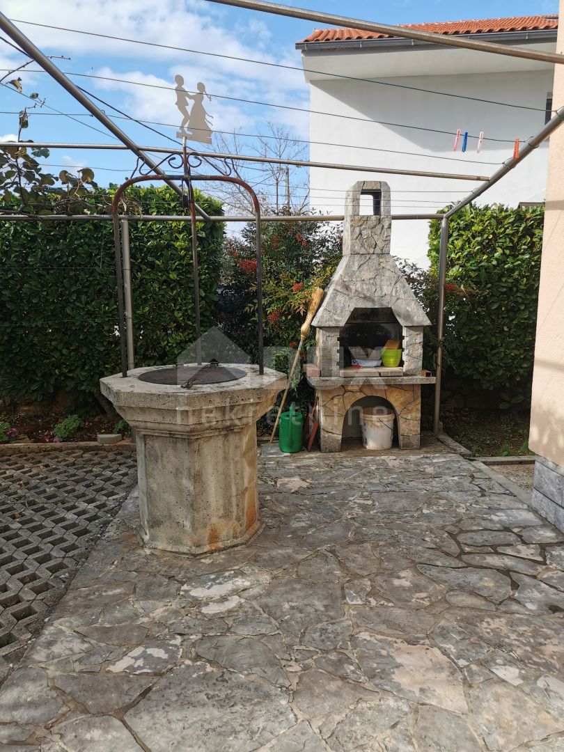 ISOLA DI KRK, MALINSKA (dintorni) - Casa indipendente con due appartamenti