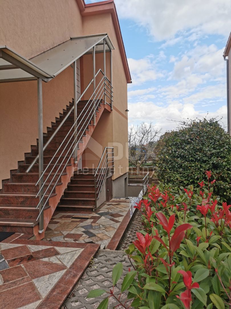 ISOLA DI KRK, MALINSKA (dintorni) - Casa indipendente con due appartamenti