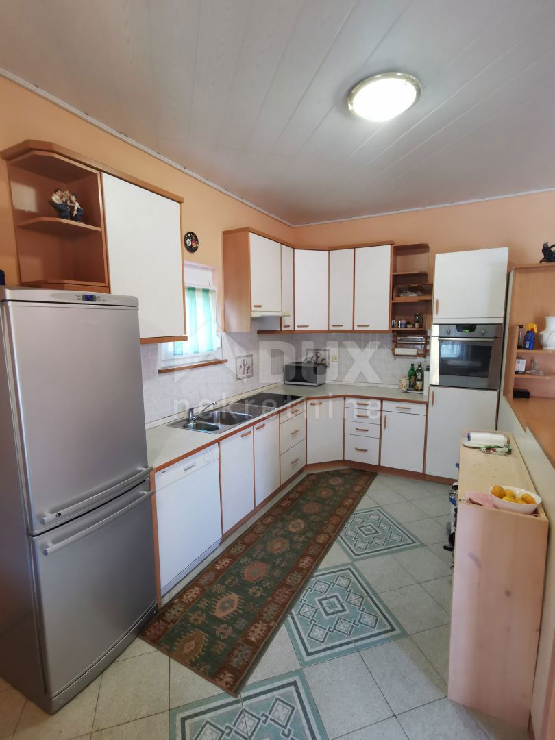 ISOLA DI KRK, MALINSKA (dintorni) - Casa indipendente con due appartamenti