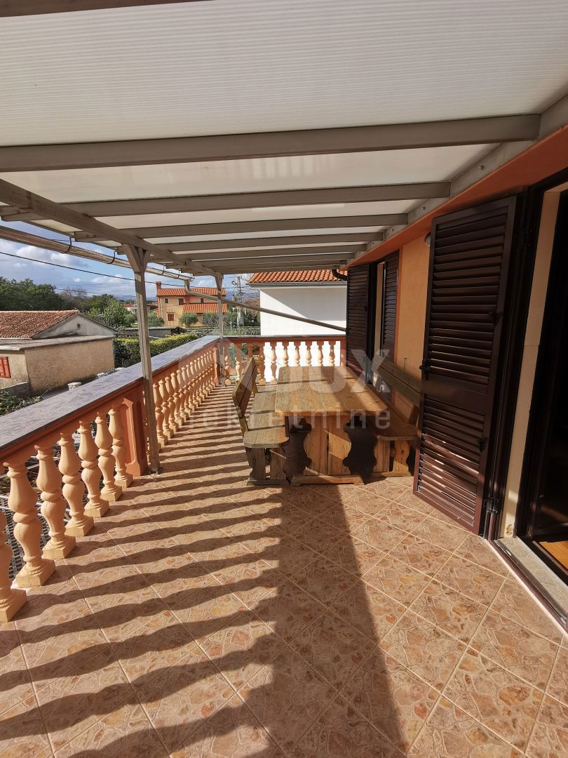 ISOLA DI KRK, MALINSKA (dintorni) - Casa indipendente con due appartamenti