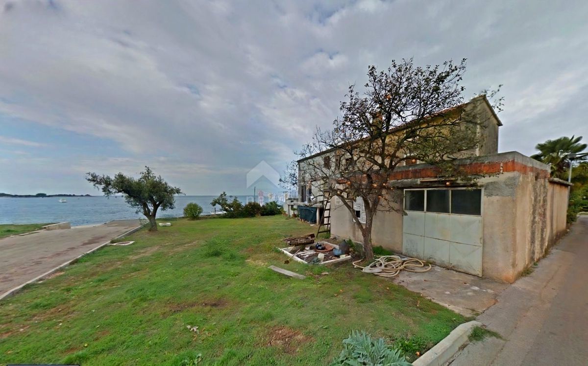 ISTRIA, NOVIGRAD - Casa al mare