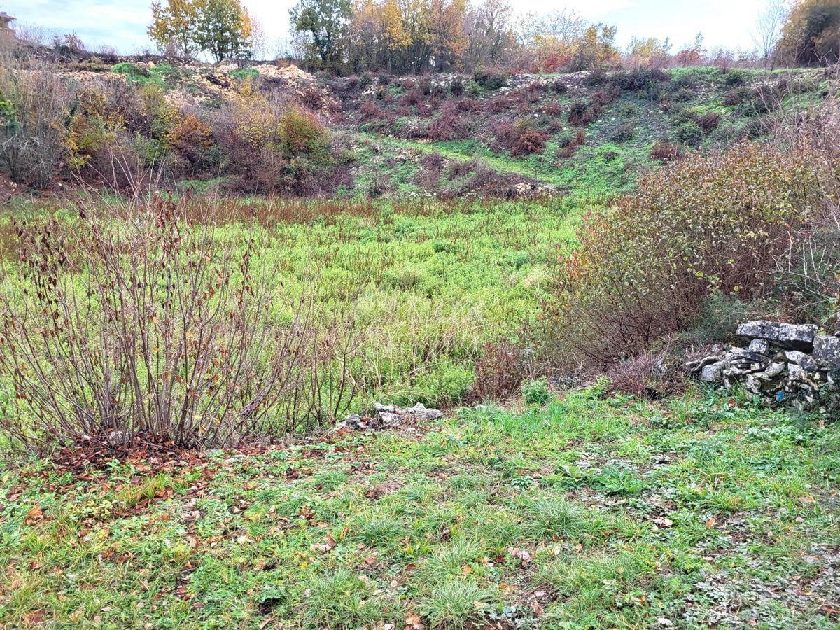 Terreno Kanfanar, 979m2