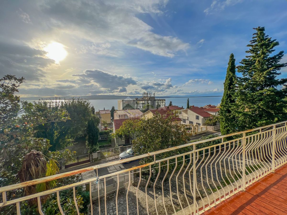 CRIKVENICA, SELCE - casa più grande con giardino a 200 metri dal mare con vista mare
