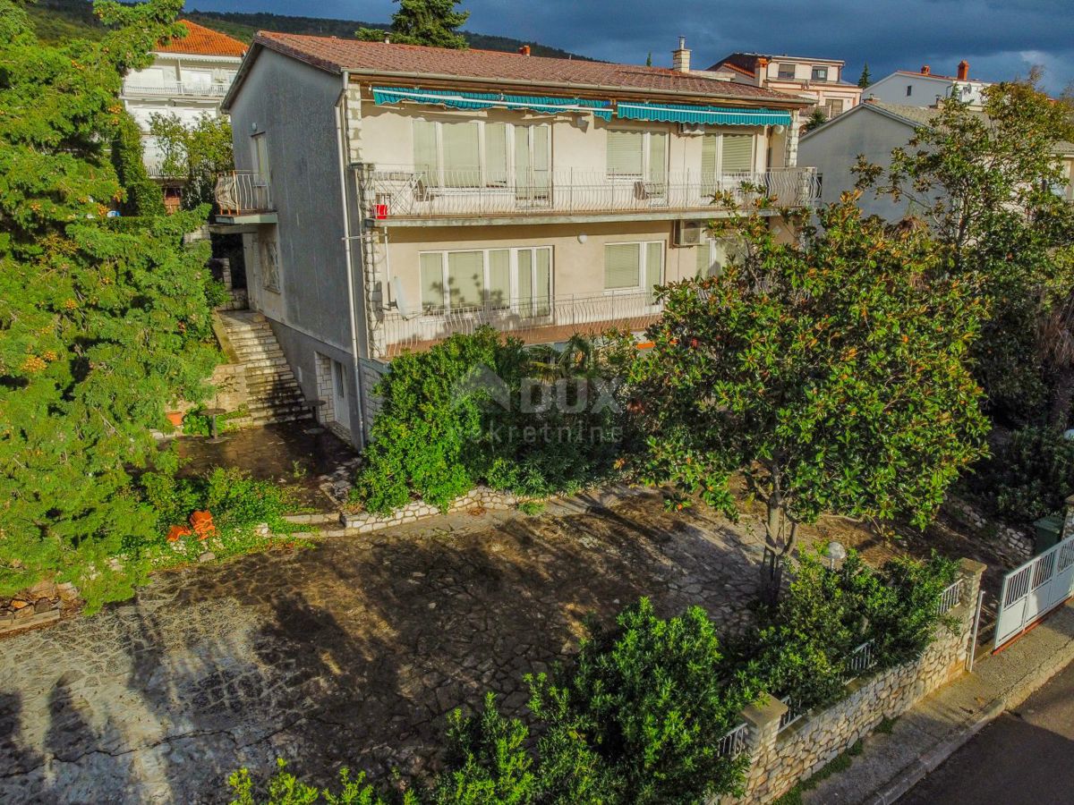 CRIKVENICA, SELCE - casa più grande con giardino a 200 metri dal mare con vista mare