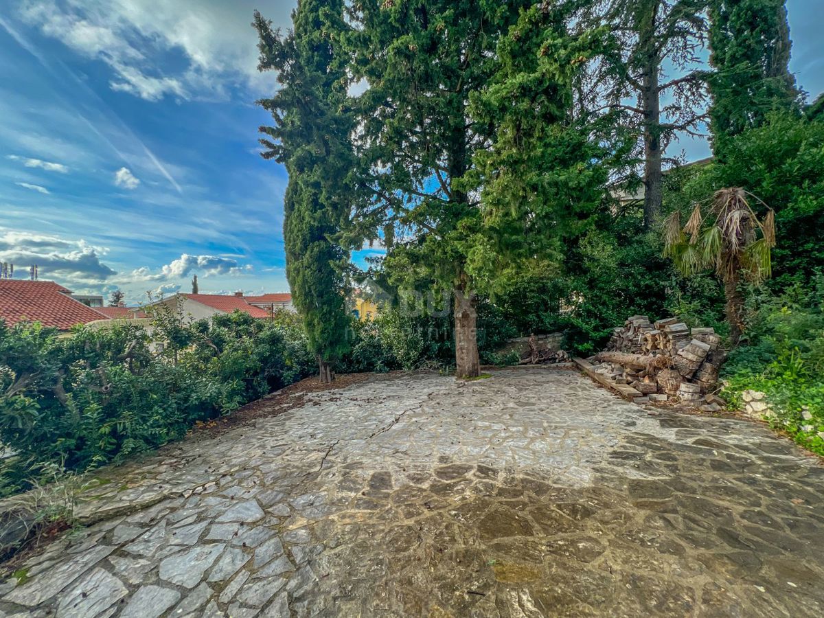 CRIKVENICA, SELCE - casa più grande con giardino a 200 metri dal mare con vista mare