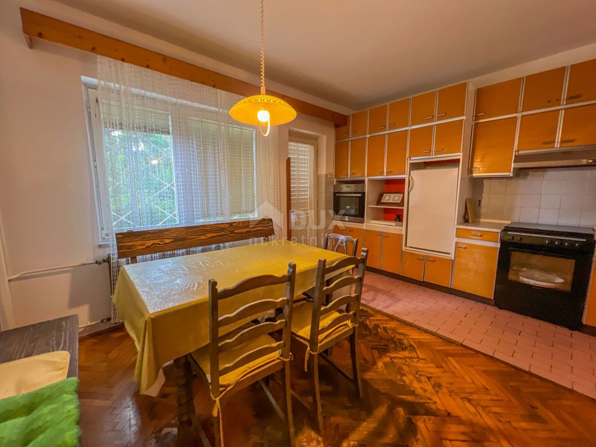 CRIKVENICA, SELCE - casa più grande con giardino a 200 metri dal mare con vista mare